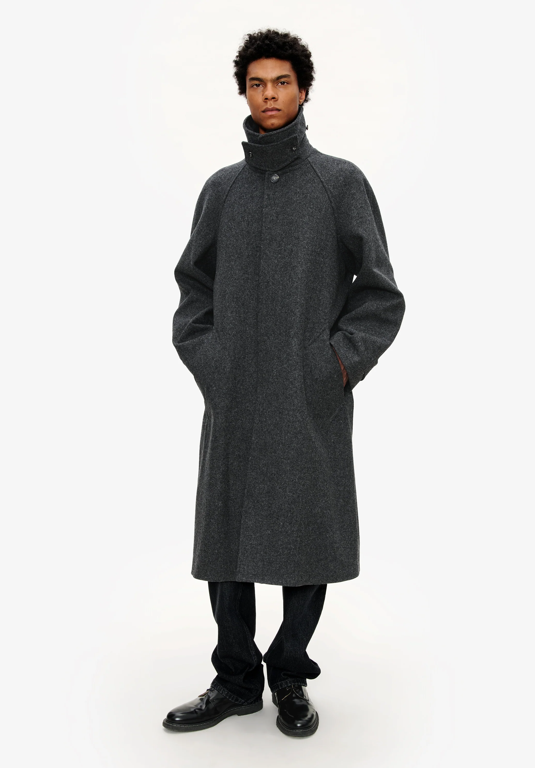 Raglan sleeve coat - Image 4